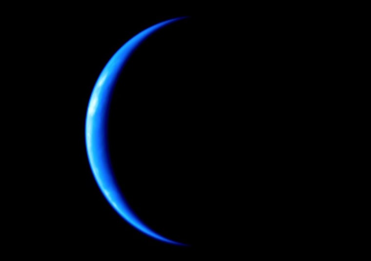 Image: crescent Earth