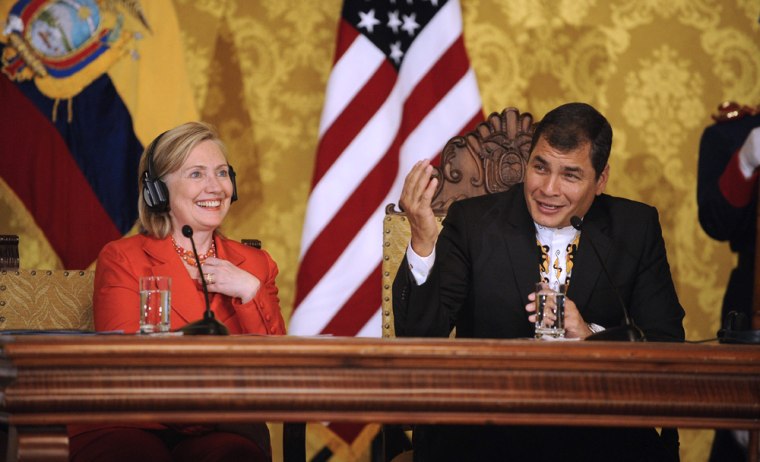 Image: Ecuadorean President Rafael Correa (R) and US Secretary of State Hillary Clinton