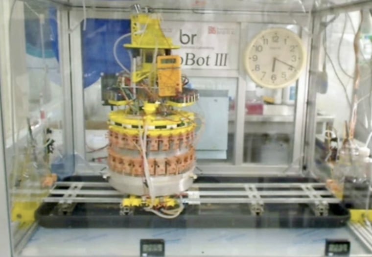 Image: Biomass-fueled robot