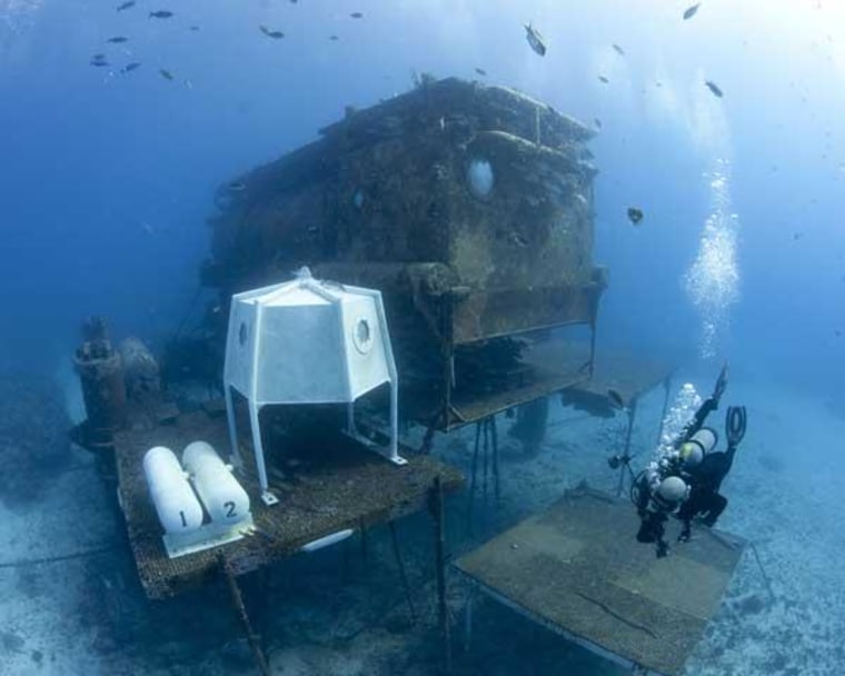 Image: Aquarius Reef Base
