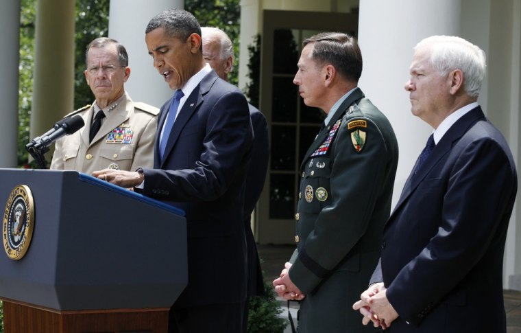 Image: President Barack Obama, General David Petraeus, Defense Secretary Robert Gates,Joint Chiefs Chairman Admiral Mike Mullen