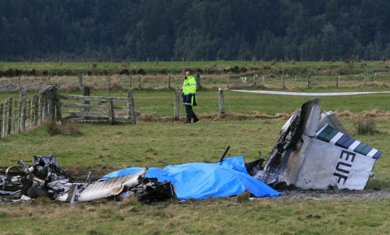 Image: Wreckage of skydiving aircraft near Fox Glacier, New Zealand