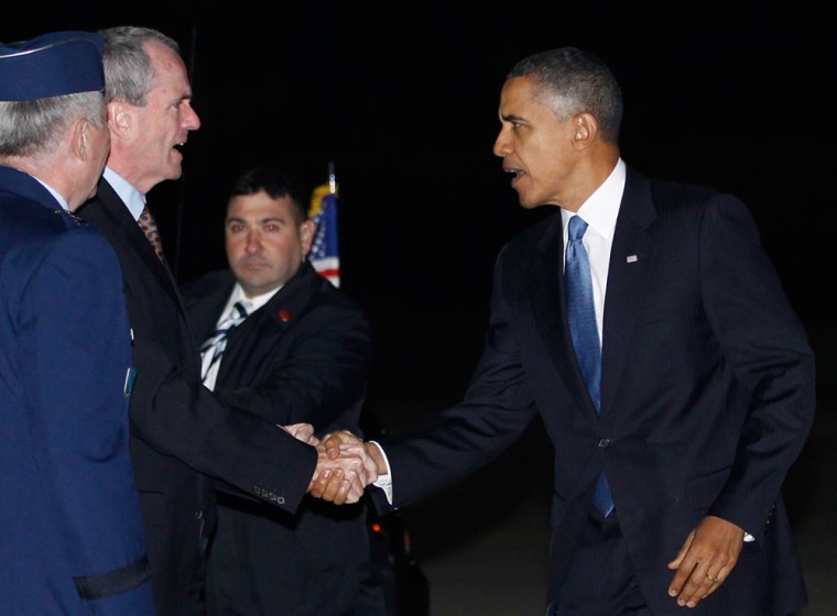 Image: U.S. President Barack Obama shakes hands with Murphy at Ramstein in Germany