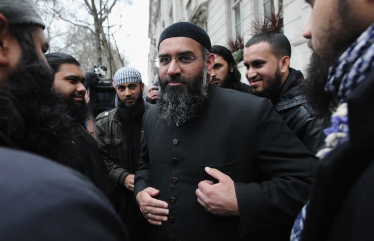 Image: Islam4UK Spokesman Anjem Choudary leaves a press conference