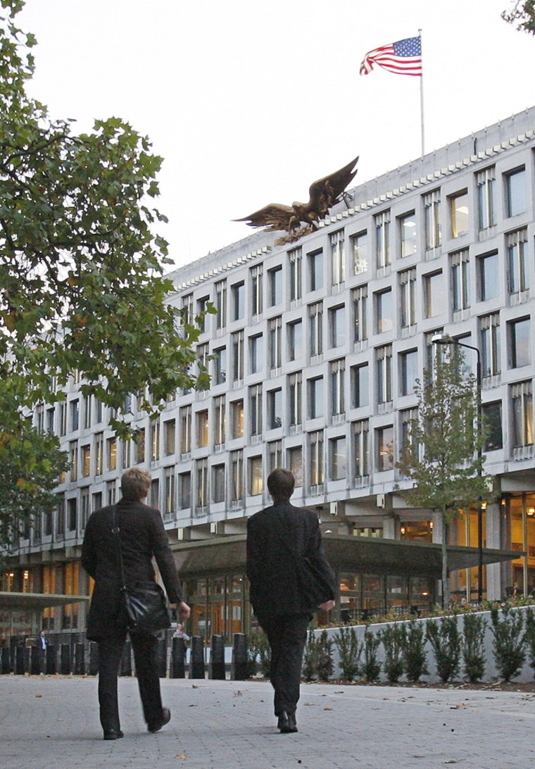 Image: U.S. Embassy in Grosvenor Square in London