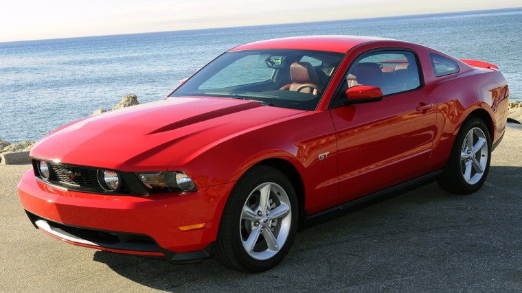Image: 2010 Ford Mustang GT