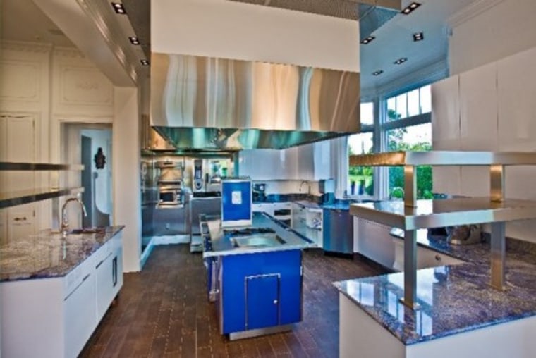Image: Hamptons kitchen
