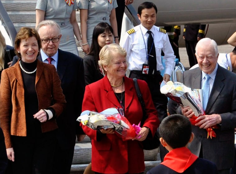Image: Jimmy Carter and 'The Elders' arrive in Pyongyang