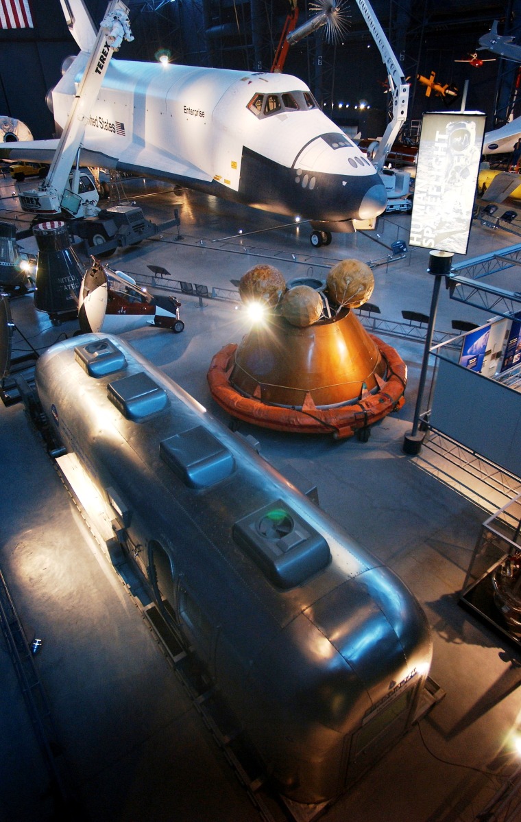 Image: Shuttle Enterprise and Apollo artifacts