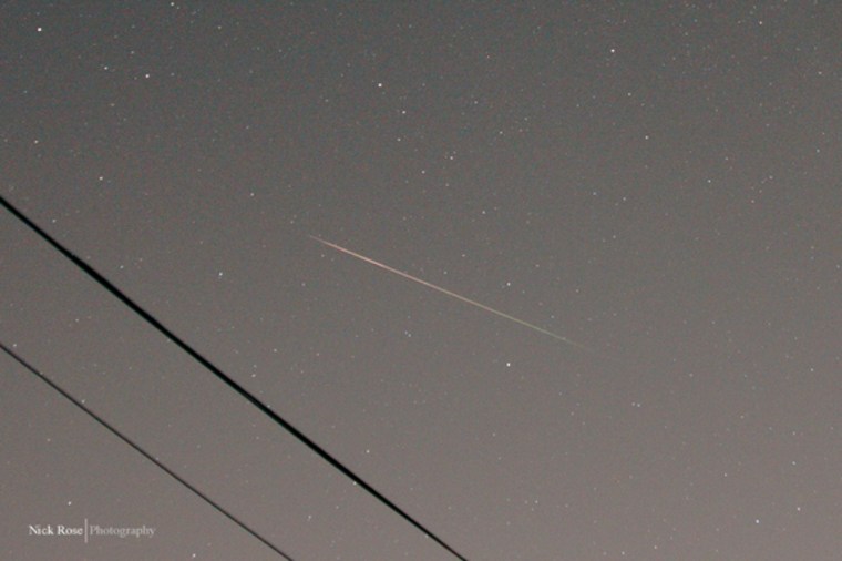 Image: Photo of a Perseid meteor Aug. 10, 2011