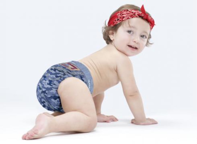 Huggies is giving baby bottoms a fashion boost, rolling out a new diaper designed with the look of camouflaged military apparel at Walmart stores nationwide. 