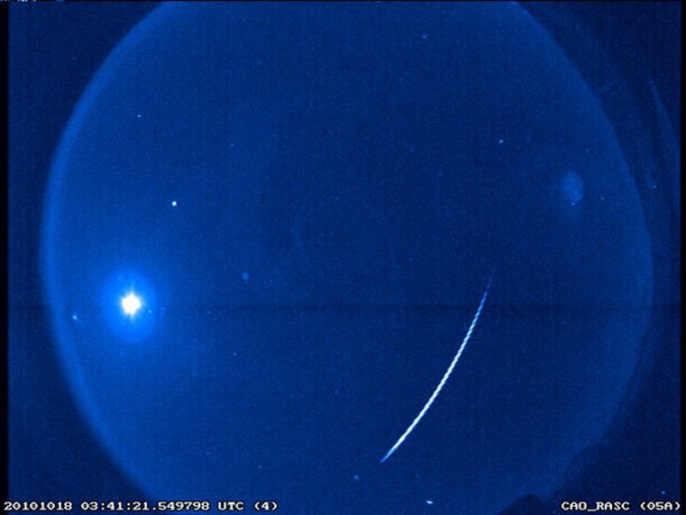 Image: A 2010 Orionid meteor