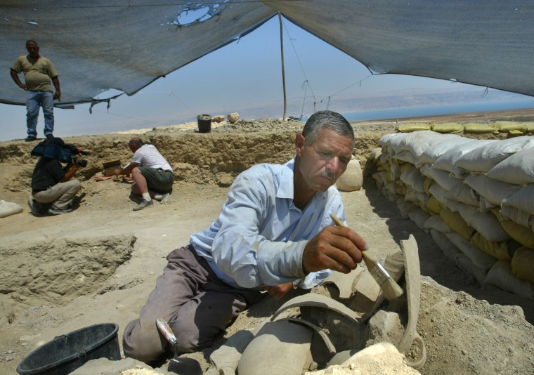 Image: Paid excavation laborer, Yusuf Omaria