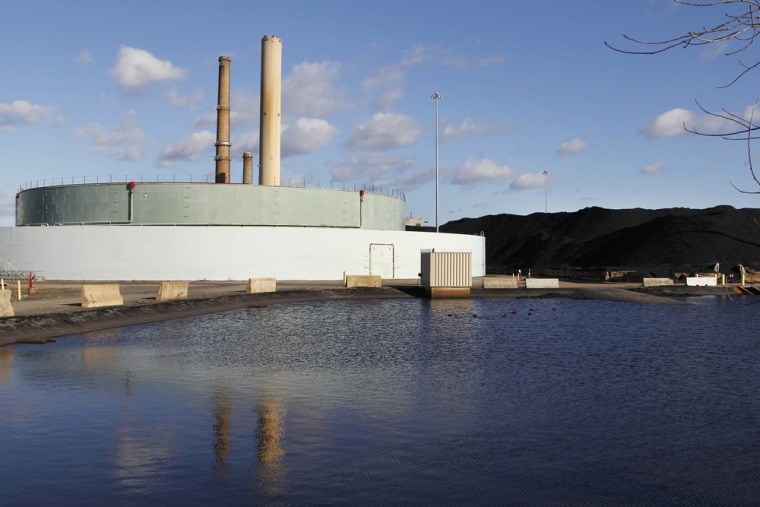 Image: Power plant in Salem, Mass.