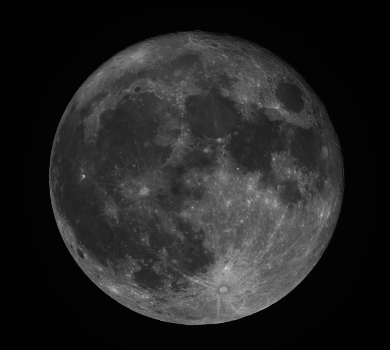 Image: Full moon March 19, 2011