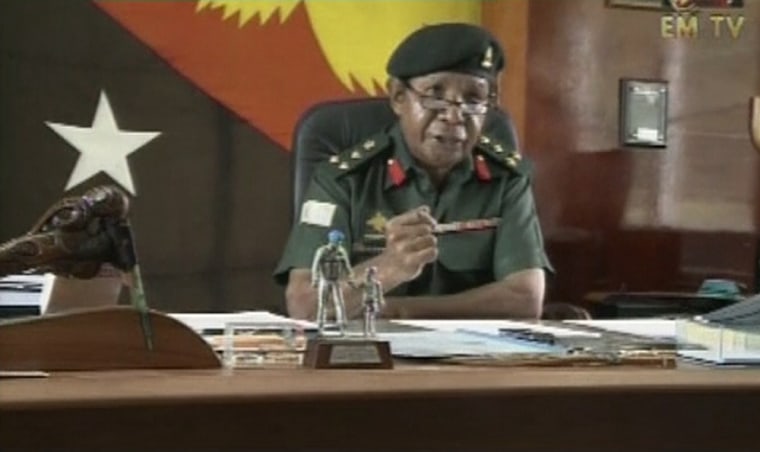 Image: Rebel commander Colonel Yaura Sasa speaking in Port Moresby