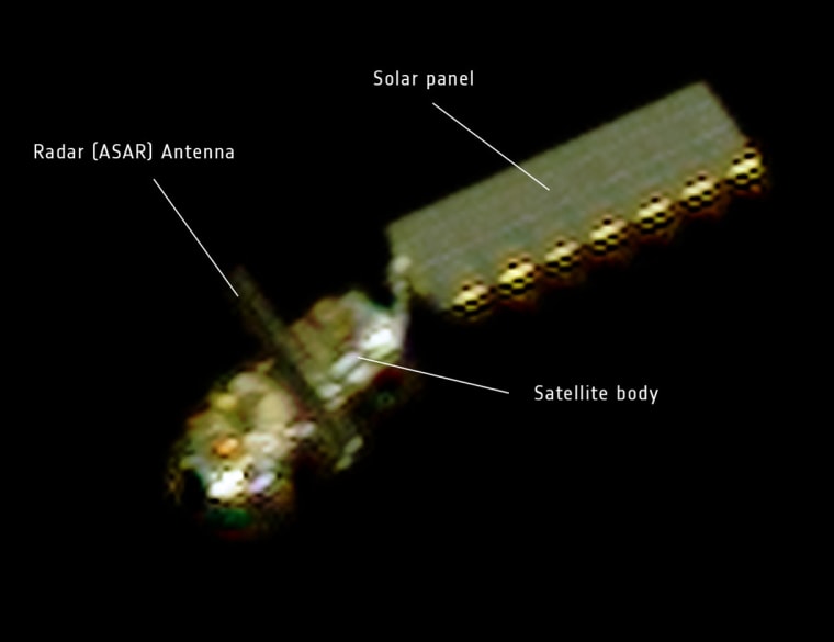 On 15 April, the French space agency CNES rotated the Pleiades Earth observation satellite to capture this image of Envisat. At a distance of about 100 km, Envisat’s main body, solar panel and radar antenna were visible.