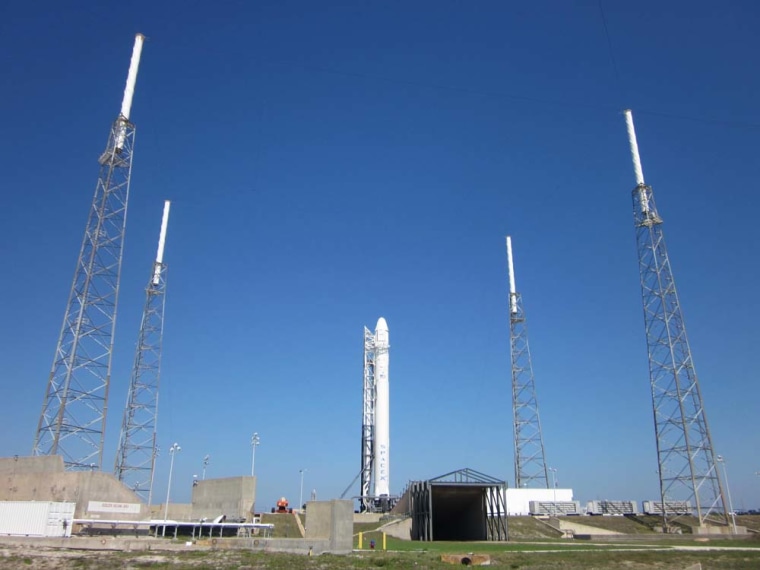Image: SpaceX's first Falcon 9 rocket