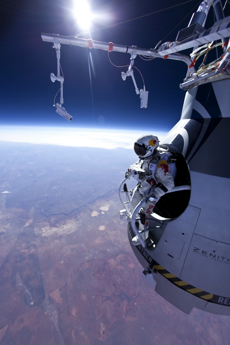 Red Bull Stratos - Manned Flight One