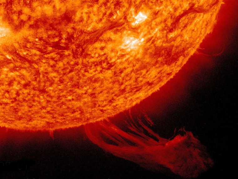 Image: Solar prominence Oct. 19, 2012