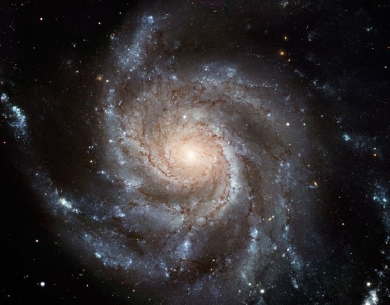 Messier 101 galaxy spans 170,000 light-years
