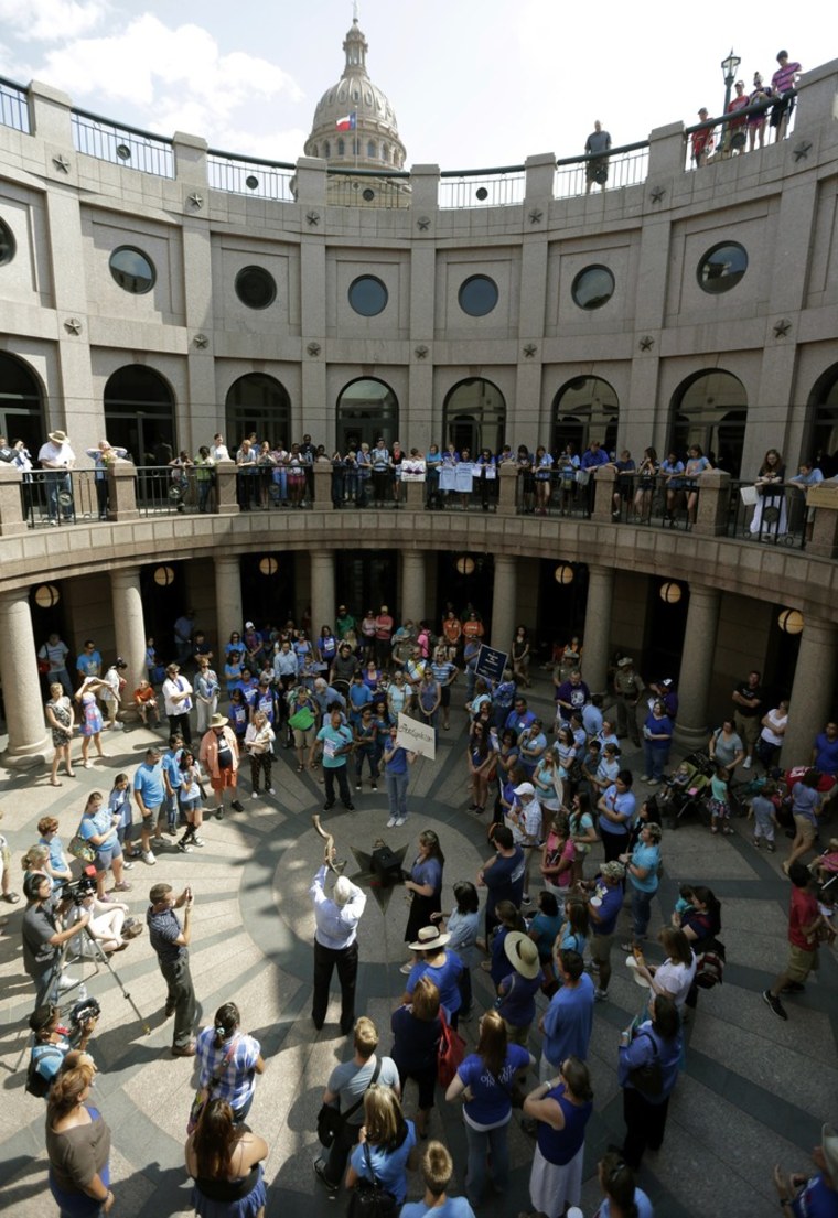 Image: People gather in Austin at the capitol