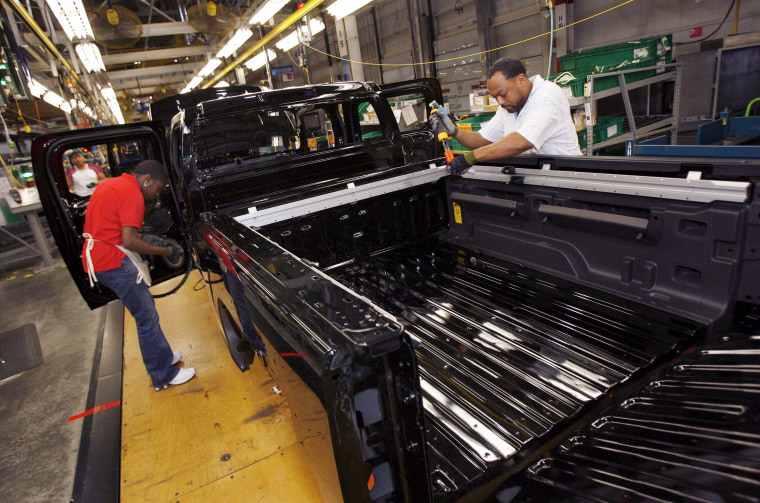 HUMMER Begins Production of the All-New H3T