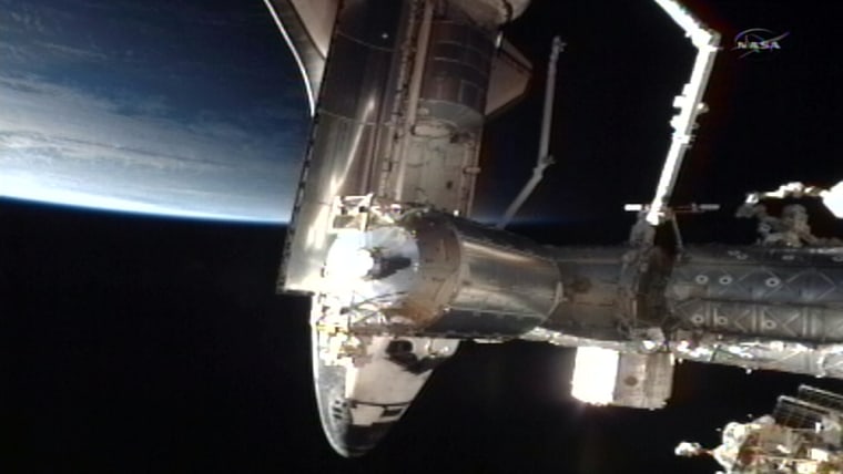 Image: Space shuttle Atlantis