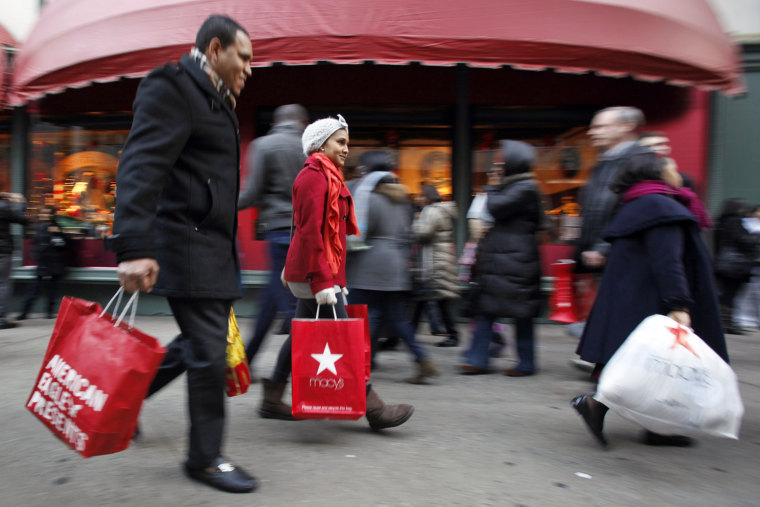 Image: Holiday shoppers on 34th Street in New York