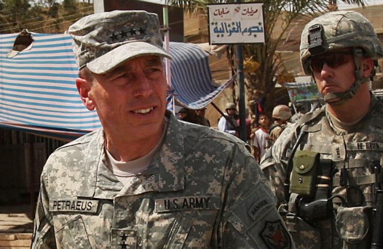 General Petraeus Visits JSS Army Outpost