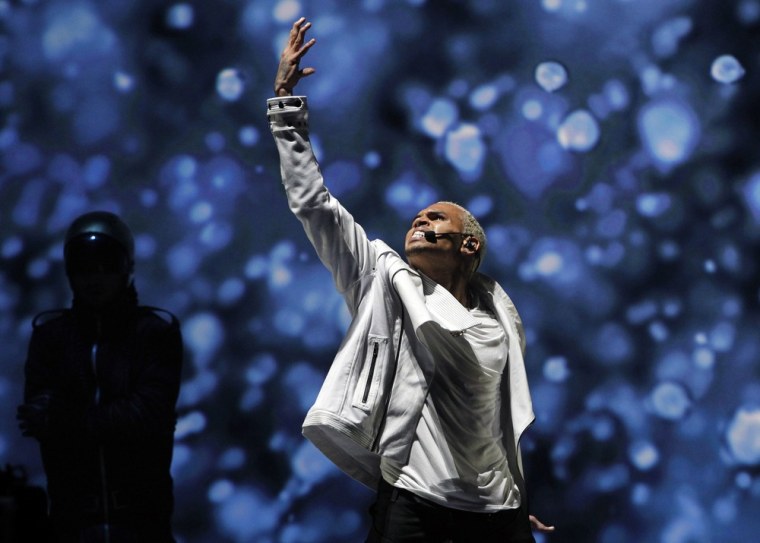 Image: Singer Chris Brown performs at the 2011 American Music Awards in Los Angeles
