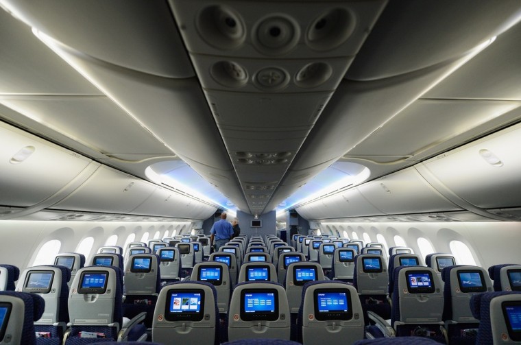 Image: United Airlines Highlights A 787 Dreamliner