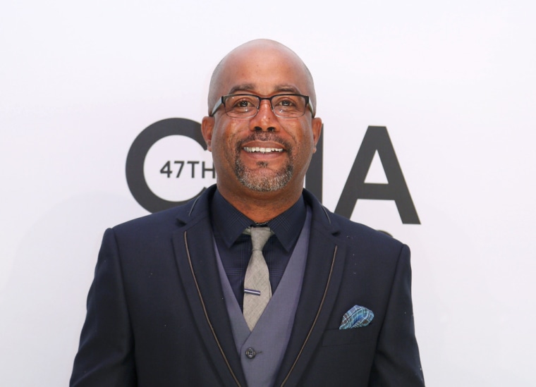 Image: Darius Rucker poses on arrival at the 47th Country Music Association Awards in Nashville