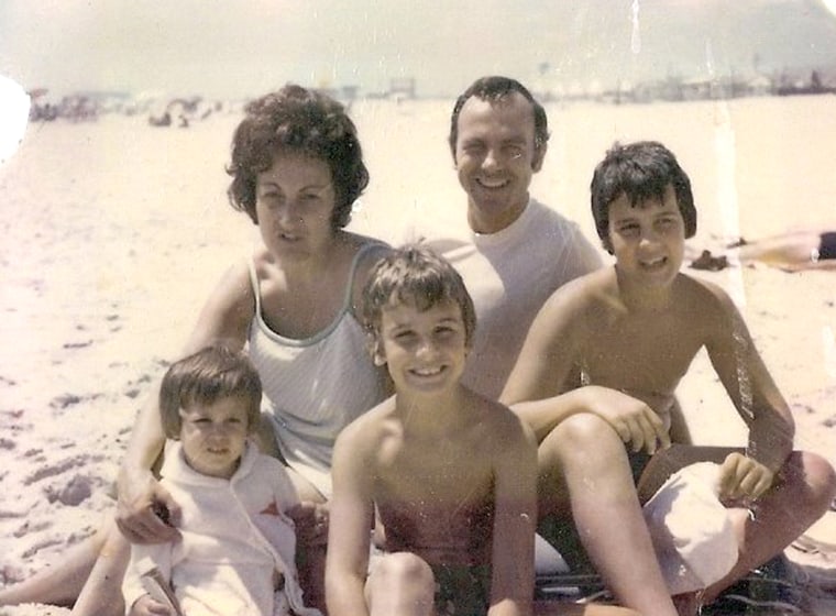With his parents and brother and sister at the Jersey Shore