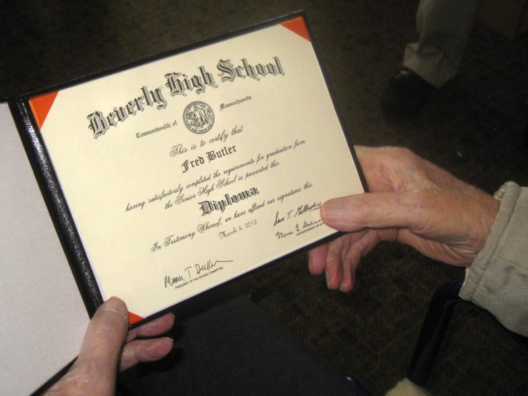 Image: Fred Butler earns his diploma at 106-years-old