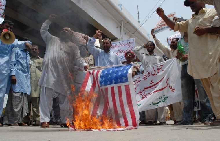 Image: Pakistanis condemn US missile attacks