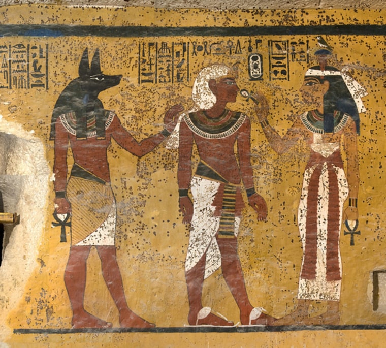 Photo of a wall in Tutankhamen's tomb.