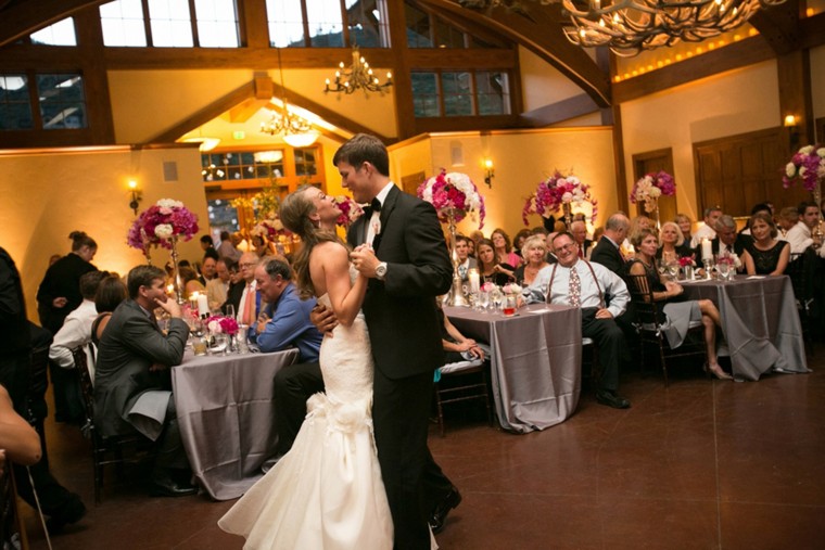 Mountain-inspired decor goes romantic in Colorado real wedding