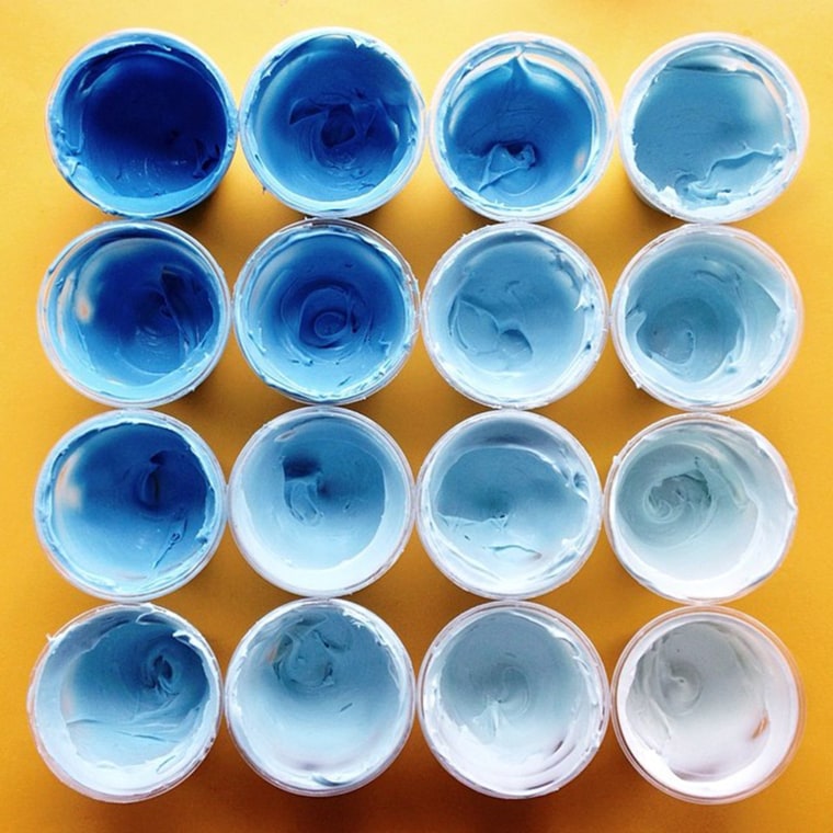Frosting cup gradients. #foodgradients