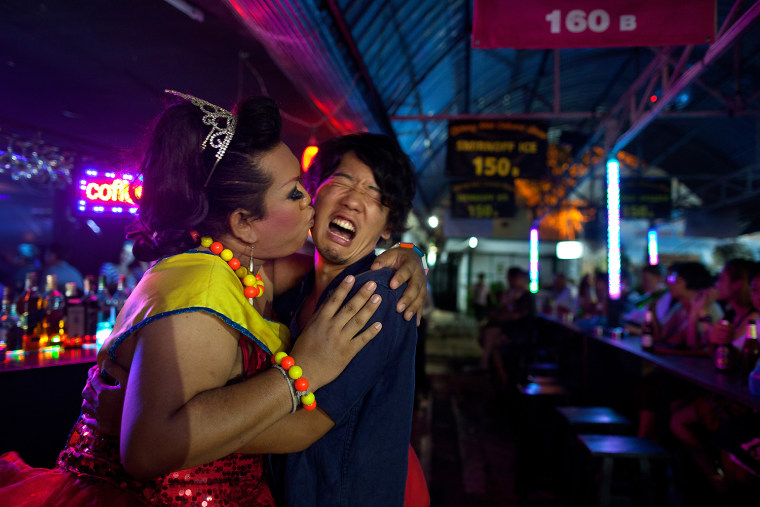 Image: Behind The Scenes At The Chiang Mai Cabaret Show