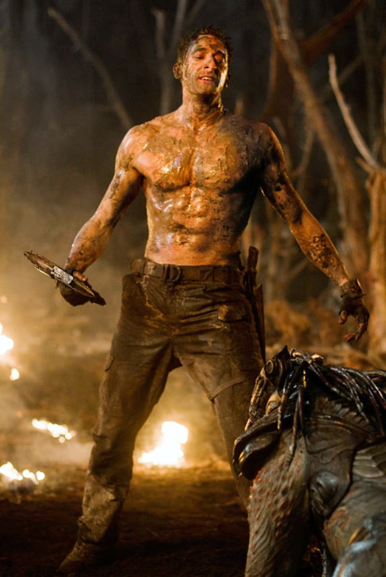 Battle-hardened mercenary Royce (Adrien Brody) squares off against his deadliest enemy ever Ð an alien Predator.