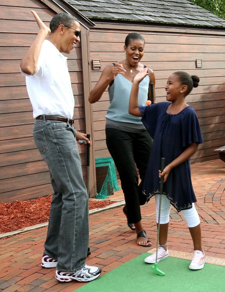 Image: The Obamas Spend August Weekend On Florida's Gulf Coast