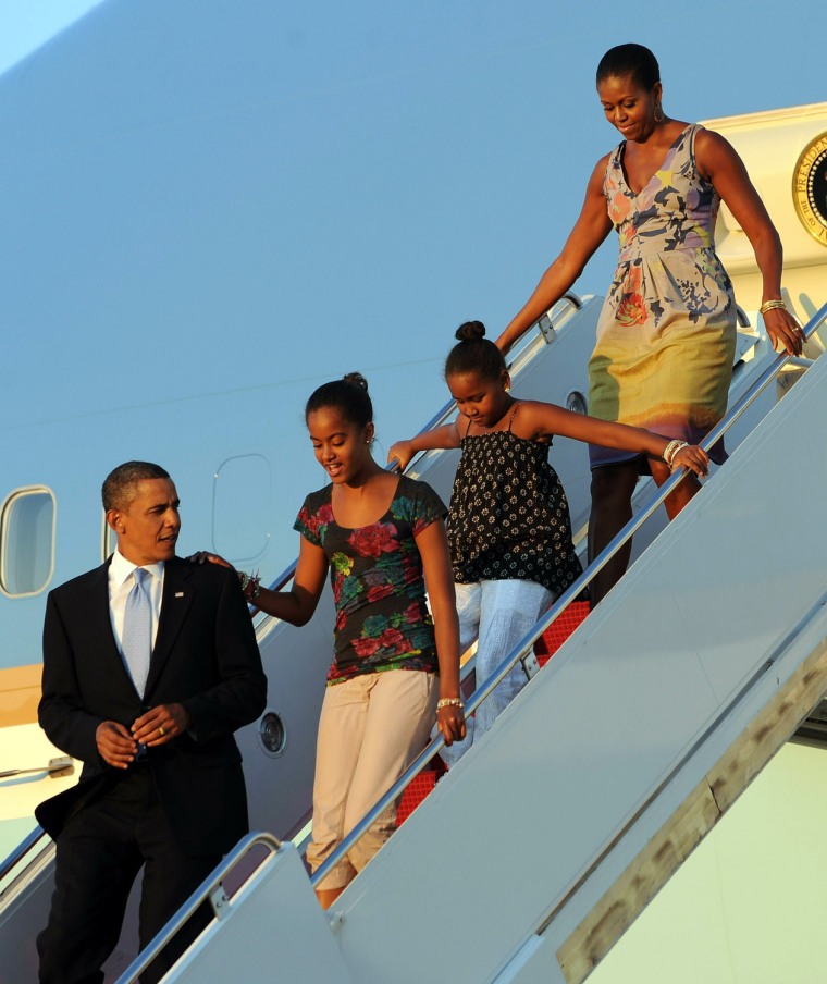 Image: US President Barack Obama, First Lady Mi