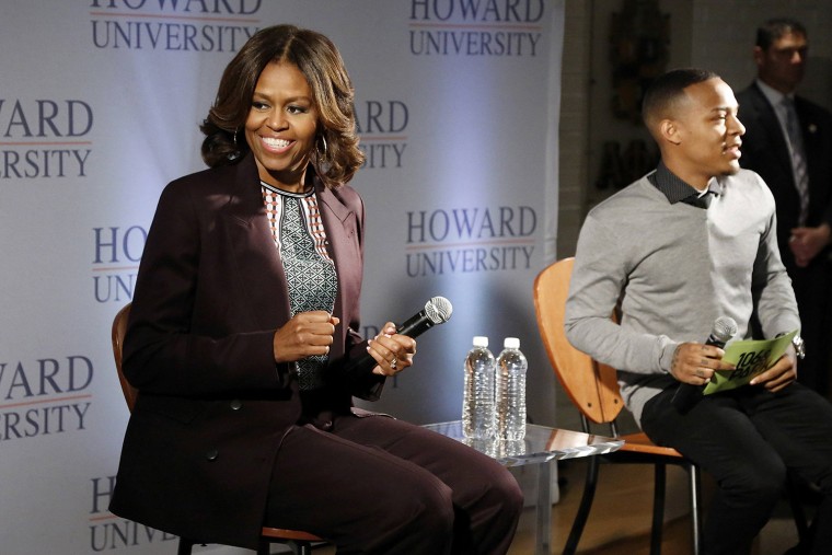 Image: Obama and Bow Wow hold a forum with high school students at Howard University in Washington