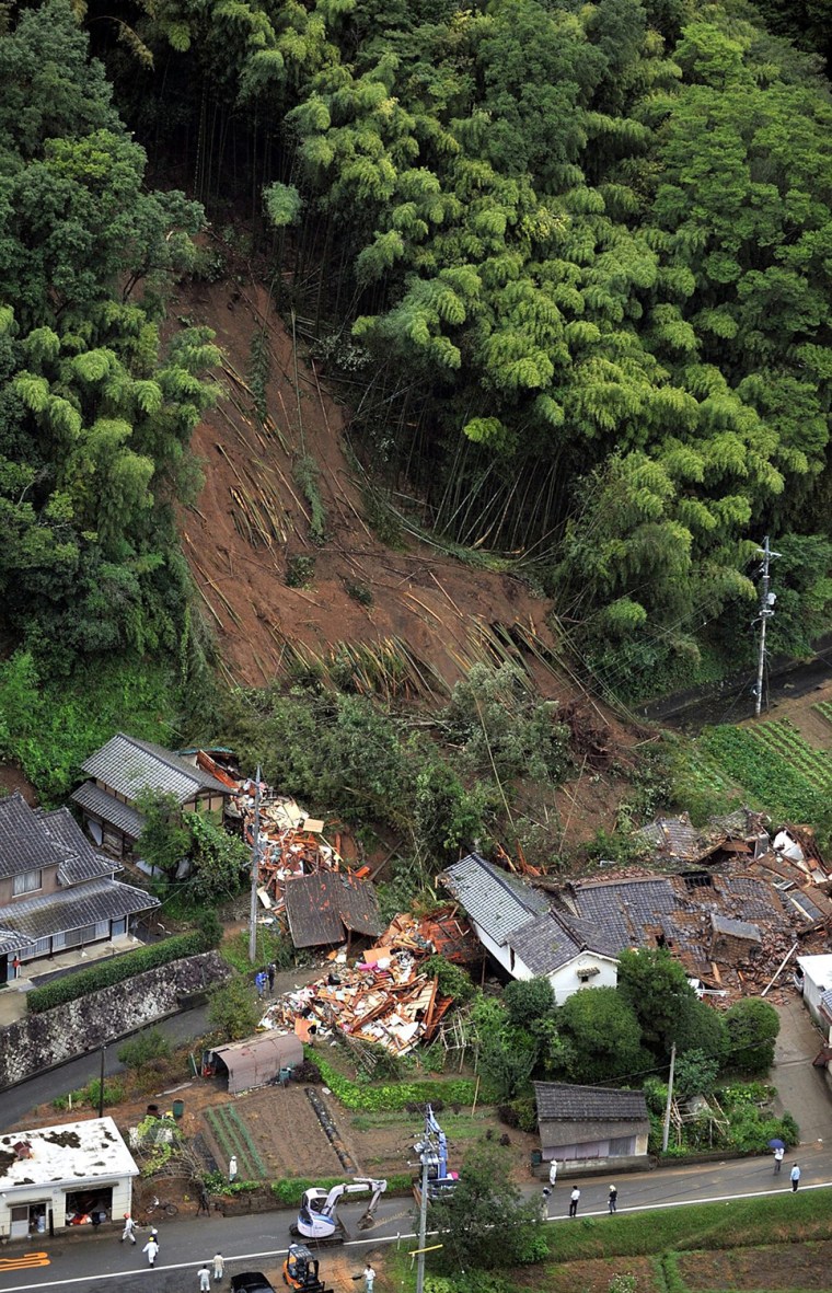 Image: Thirteen Killed As Typhoon Brings The Heavy Rain In Western Japan