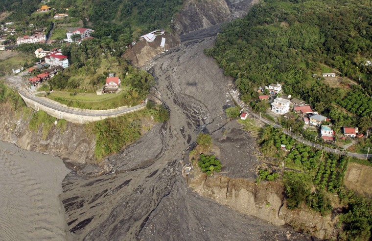 Image:  extensive mountain area of mudslide