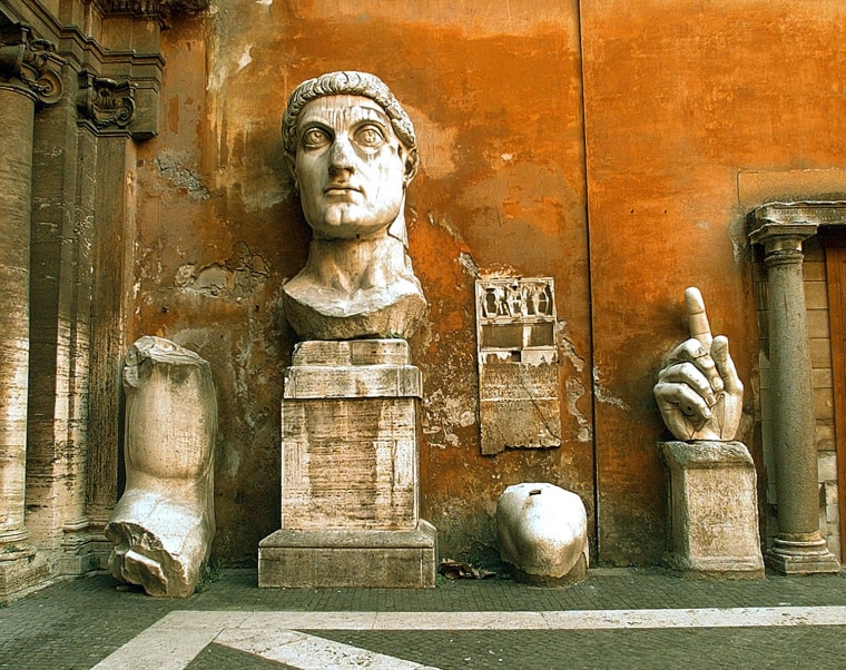 Image: Picture taken 10 March 1998 of a Rome Antique stat
