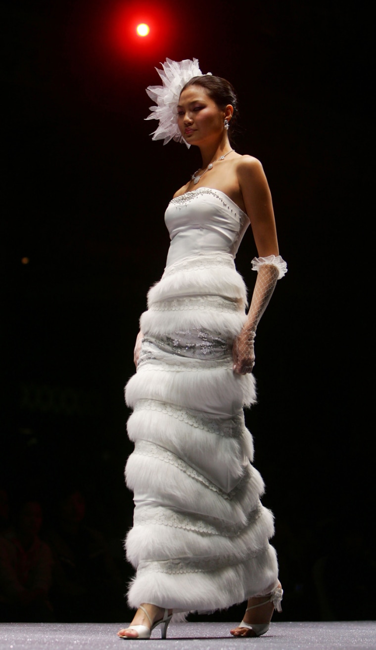 China Fashion Week Spring/Summer Collection 2009 - Famory Wedding Dress Design Contest