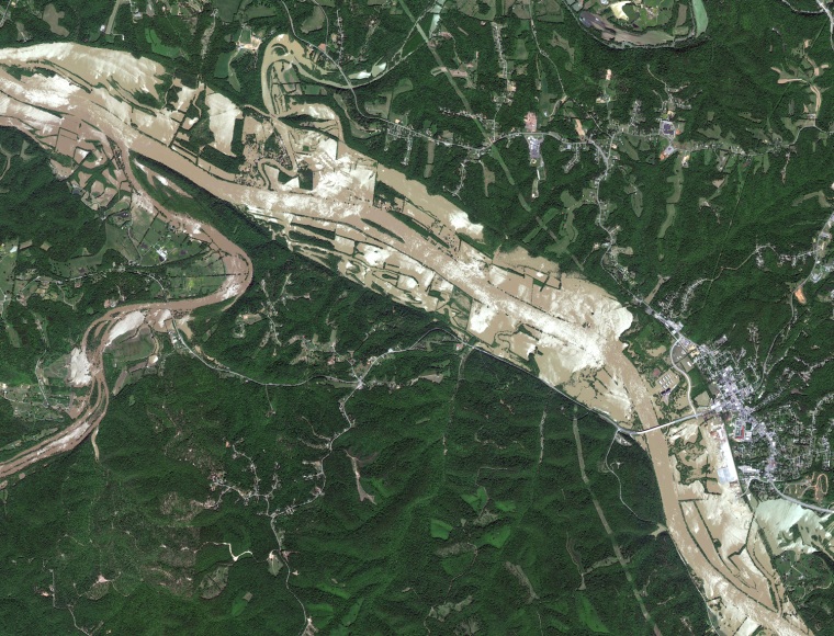 Image: The Cumberland River is pictured in this satellite image of flooding in Tennessee