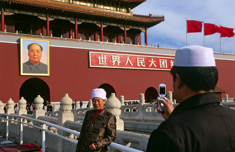 Image: Tourists Visiting the Gate of Heavenly Peace